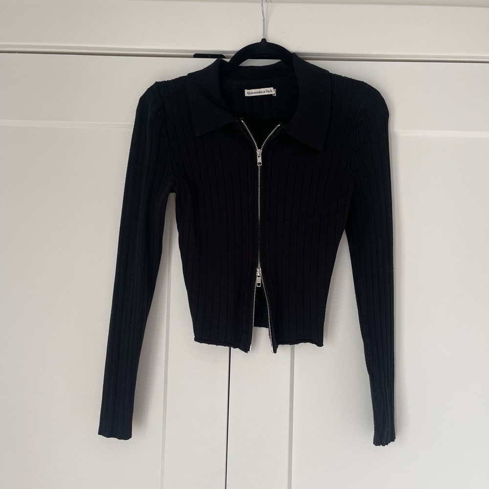 Abercrombie zip up sweater